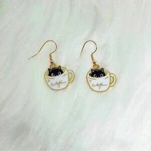 Lovely Kitty In A Coffee Cup Earrings
